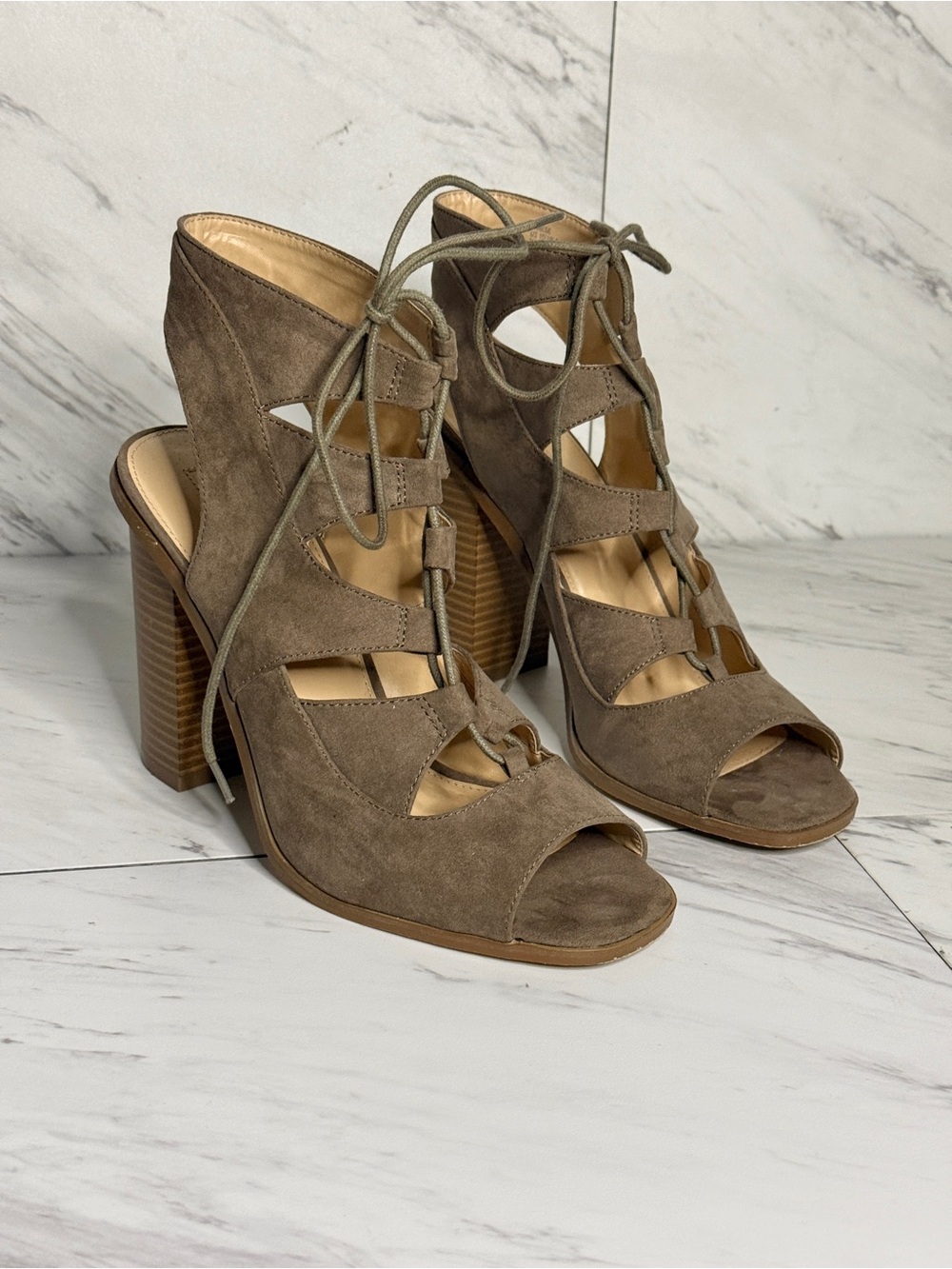 Leila Stone Lanese Taupe Suede Lace Up Open Toe Block Heels Womens 10